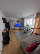 Vanzare apartament 3 camere , zona TitanPostavarului