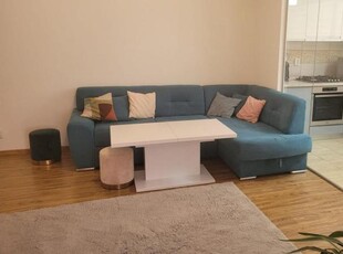 Vanzare apartament cu 3 camere Metalurgiei