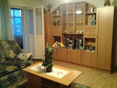 Apartament cu 2 camere, Cetate