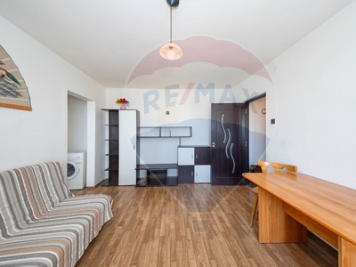 Apartament 2 camere vanzare in bloc de apartamente Brasov, Central