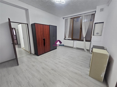 Apartament 3 camere de inchiriat OBOR - Bucuresti