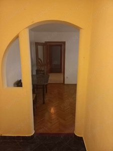 Apartament 3 camere,semidecomandat ,zona Rogerius,Sulfinei