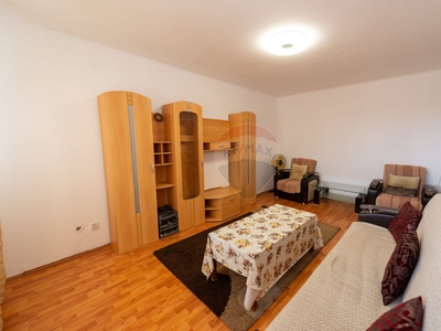 Apartament 4 camere vanzare in bloc de apartamente Bucuresti, Alexandriei