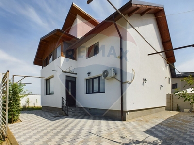 Casavila 4 camere vanzare in Bucuresti Ilfov, Bragadiru, Central