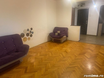Dambu Pietros - Vanzare apartament 3 camere - Str. Koos Ferencz