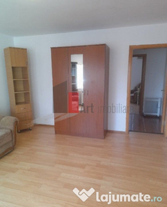 Apartament 2 camere adiacent Decebal