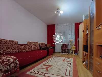 Apartament 3 camere de vanzare Alexandru cel Bun