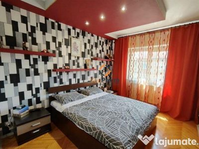 Apartament 3 camere Decomandat Soarelui cu vedere la Parcul