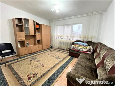 Apartament 3 camere semidecomandat MANASTUR