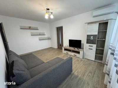 Oportunitate! Apartament spatios, 3 camere, 2 bai, vedere catre munti