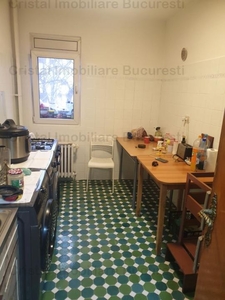 Apartament 2 camere langa IOR, metrou Grigorescu, etaj 1, decomandat.