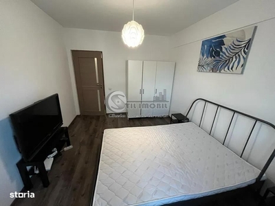 Apartament cu 2 camere, 56mp, terasa de 12mp, etaj 3, zona Porii