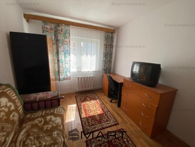 Apartament 3 camere, 2 bai, 2 balcoane si pivnita, decomandat Turnisor