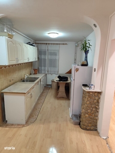 -Apartament -2 camere- Bloc nou-etaj intermediar -