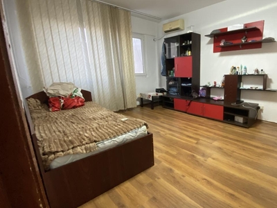 Apartament 3 camere decomandat langa metrou Gorjului, Militari