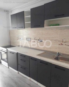 Apartament 3 camere decomandate 85 mp parter 2 balcoane Cisnadie