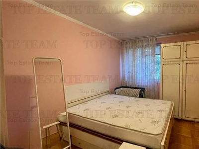 Apartament 3 camere metrou Dristor/ Baba Novac