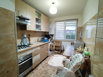 Apartament 3 camere, zona Marinescu!