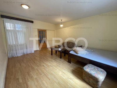 Apartament 5 camere in Centrul Istoric la 1400 euro/mp COMISION 0