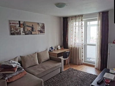 Apartament cu 1 camera decomandat, etaj 8/10, zona Tatarasi