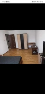 Apartament cu 1 camera - zona Tg. Cucu