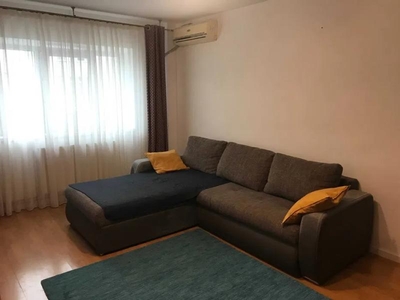 Apartament cu 2 camere, decomandat, etajul 3/4, zona Nicolina-Lidl