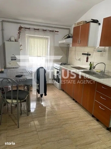 Apartament 4 camere în zona complex Bonjour