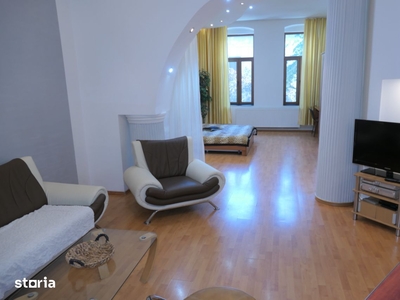 Apartament la casă, zona P-ta M. Viteazul, pentru locuință sau birou