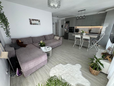 Apartament LUMINOS 3 cam. Otopeni parcul 1 MAI