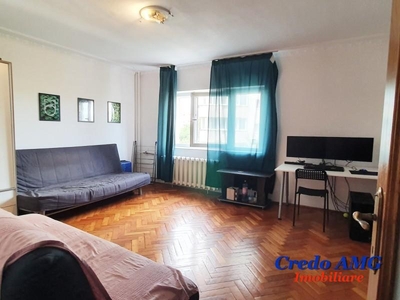 Apartamente de inchiriat 4 camere Bucuresti zona Vitan Mall - ID 569