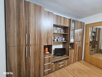 De inchiriat - Apartament cu 2 camere, zona Rogerius Oradea!