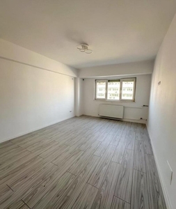 DE VANZARE apartament 2 camere decomandat zona OBOR