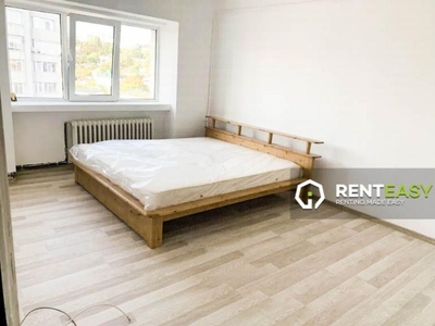 De vanzare! Apartament trei camere situat in zona Garii