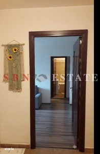 Apartament 3 camere zona Parcul Curcubeului , etaj 1 , decomandat