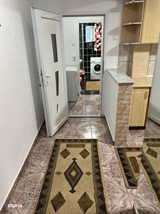 Vând apartament 3 camere Gheorghe doja floresti