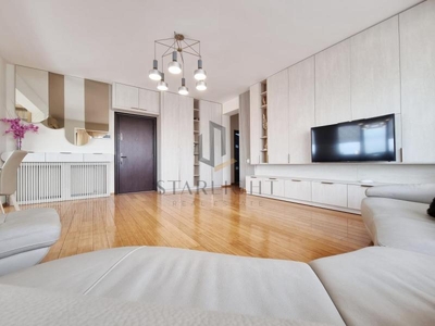 Remodeled 2 bedroom penthouse near Herastrau Park