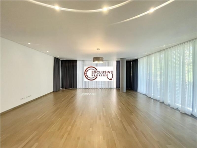 Spacious 4 Bedrooms apartment//Primaverii//Premium Location