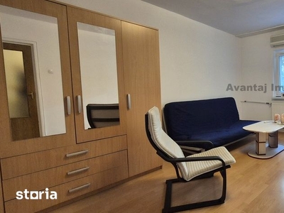 Apartament 4 camere decomandat - bvd. Alexandru Obregia