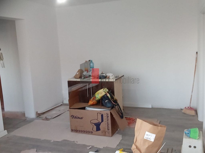 Vânzare apartament 3 camere Brâncoveanu