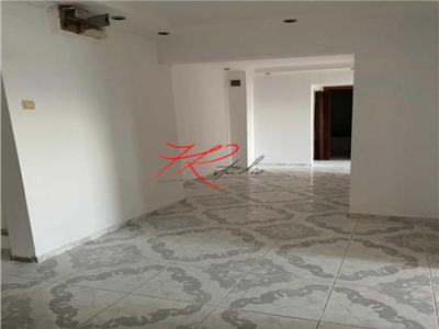 Vanzare apartament 3 camere Tei, zugravit