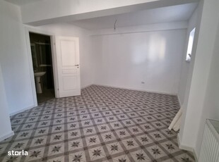 Apartament 1 camera Cug , 30 metri, etaj -1 Cod:156716