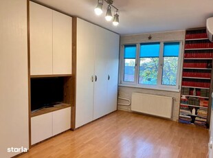 Apartament 2 camere,Titan METROU,DECOMANDAT,Centrala proprie,Mobilat.