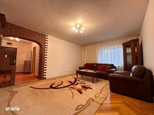 Apartament 3 camere bl tip vila Arcu