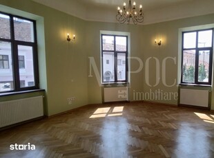 Apartament 3 camere de vanzare in Centru, Cluj Napoca