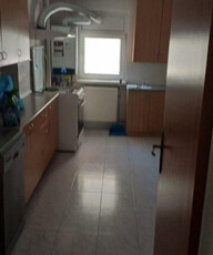 Apartament 3 camere decomandat - zona Tei