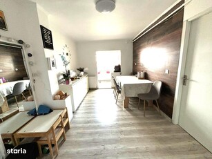 Apartament 3 camere, str. Dragalina