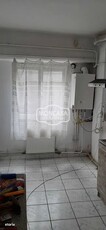 Apartament 3 camere zona Liceului M. Eminescu, cu centrala proprie