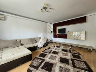 Apartament cu 4 camere