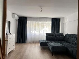 Apartament de 3 camere renovat Calea Calarasilor