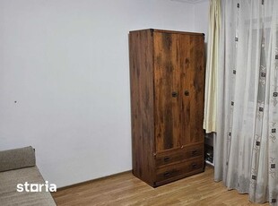 REZERVAT - Vanzare apartament cu 2 camere, decomandat, zona Blumana